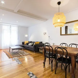 https://market-old-town-apartment.sansebastianhotels.net
